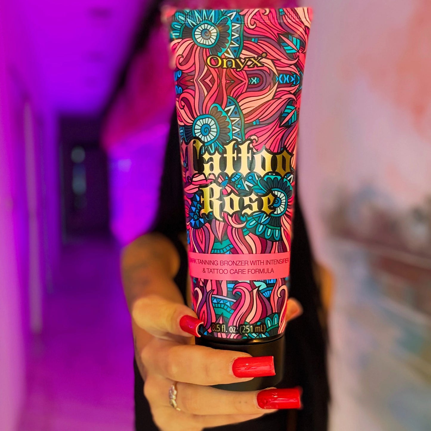 Tattoo Rose Bräunungsbeschleuniger mit Bronzer und Schutz für Tattoos