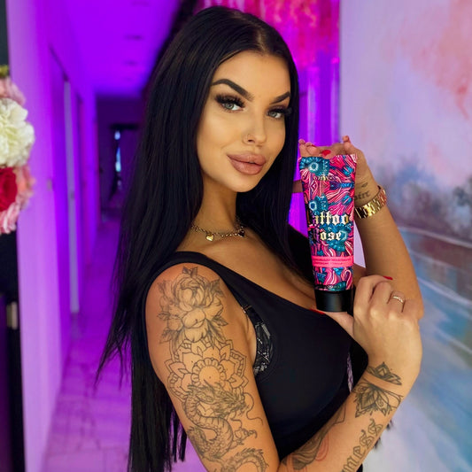 Tattoo Rose Bräunungsbeschleuniger mit Bronzer und Schutz für Tattoos